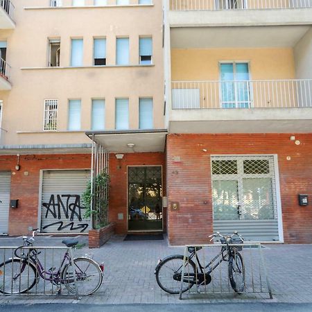 Sant'Orsola Colorful Huge Apartment Болоня Екстериор снимка