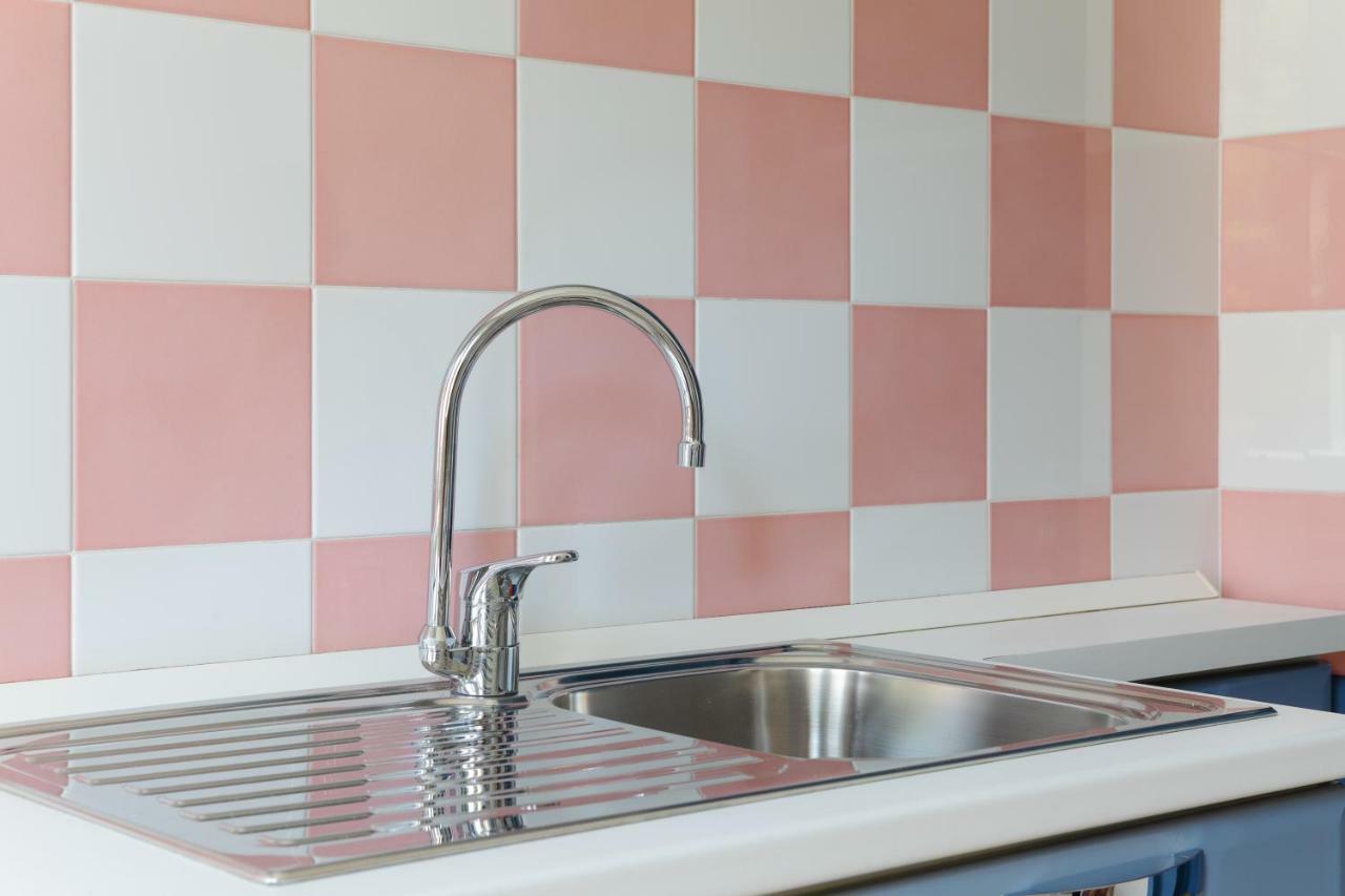 Sant'Orsola Colorful Huge Apartment Болоня Екстериор снимка