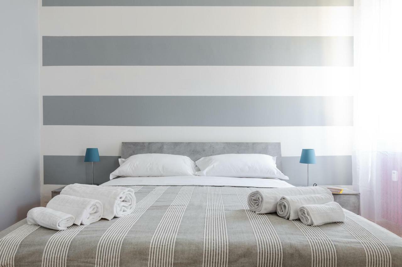 Sant'Orsola Colorful Huge Apartment Болоня Екстериор снимка
