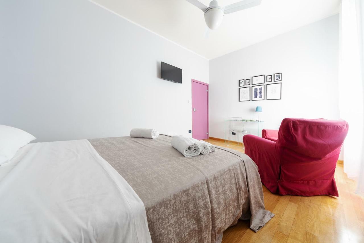 Sant'Orsola Colorful Huge Apartment Болоня Екстериор снимка